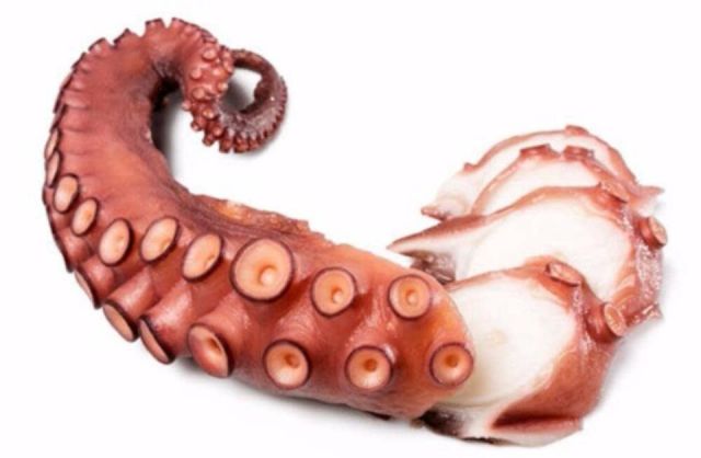 PATA PULPO COCIDA REFRIG.x2 APROX (10 UNI)