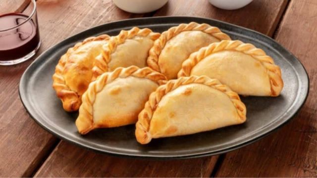 EMPANADA TERNERA x 50 UND